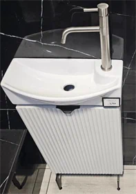 ארון 'אנג'וי' 23/15*46