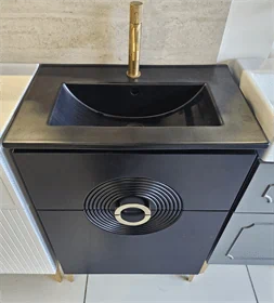 ארון 'בולוניה' 40*61