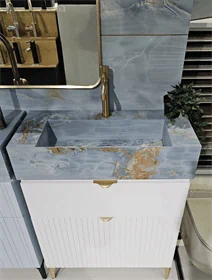 ארון 'ונציה שוקת' 32*70