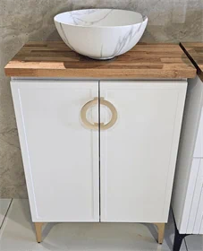 ארון 'פיזה בוצ'ר' 28*55