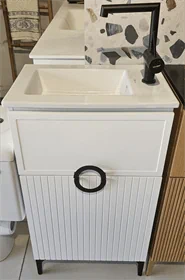 ארון 'רומא' 34*51