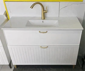 ארון 'מילאנו' 37*101