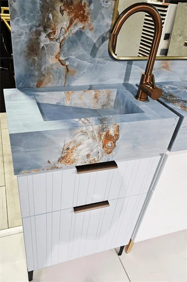 ארון 'ונציה שוקת' 32*55