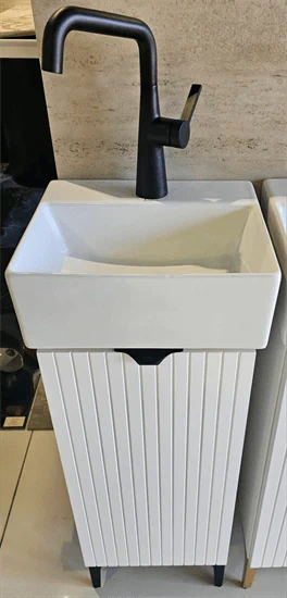 ארון 'רינת' 31*35